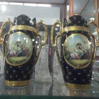 گلدان سورمه ای