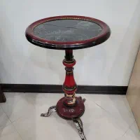 عسلی زیر گلدونی