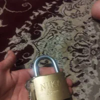 قفل بزرگ|ابزارآلات|زنجان, |دیوار