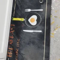 دوتا پادری جلوی گاز و سینک