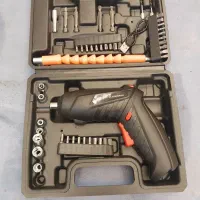 دریل پیچ گوشتی با ابزار