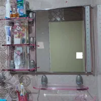 آیینه سرویس بهداشتی همراه با روشویی