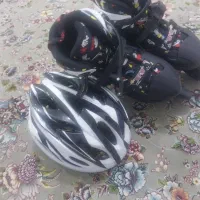 اسکیت کفشی در حد نو همراه با کلاه ایمنی