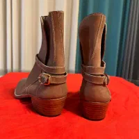 نیم بوت جیر ایتالیایی برند Fiorucci|کیف، کفش، کمربند|تهران, کاج|دیوار