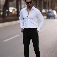 پیـراهن سفید یقه کراواتی دکمه مخفی دووشیـن آقایمد