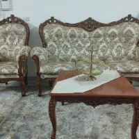 فروش یک دست مبل سلطنتی ۹ نفره همراه با میز و عسلی