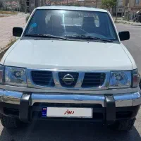 نیسان پیکاپ دوکابین