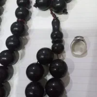 تسبیح عتیقه وانگشتر|کلکسیون اشیاء عتیقه|برازجان, |دیوار