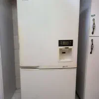 یخچال و فریزر دو در اسنوا