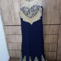 لباس مجلسی|لباس|قم, انسجام|دیوار