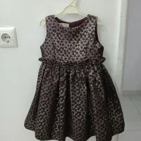 لباس و سارافون و پیراهن دخترانه بچه