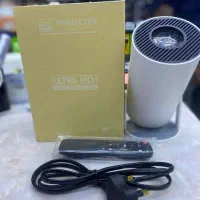 مینیپروژکتور ، تصویر بزرگ روی دیوار خونه