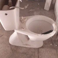 دستشویی فرنگی ،ودرب ورودی