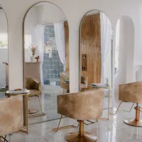 نیازمند شریک ارایشگاه در سالن زیبایی همتی فر