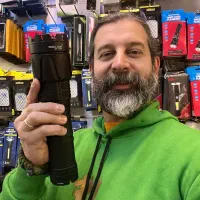 چراغ قوه شارژی کیلومتری زومدار نقطه زن t260 smllsu