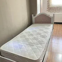 تخت خواب یک نفره با تشک