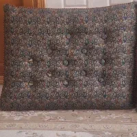 یک جفت پشتی|پشتی|نائین, |دیوار