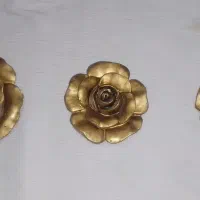 گل دیواری و اینه