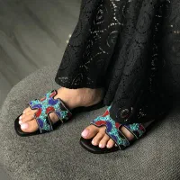 صندل طرح هرمس نگین دار و مشکی ساده (کفش تیله)