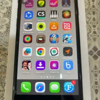 آیفون Se2020 ( حاجی آباد )