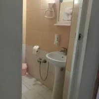 ویلا اجاری ۸۵ متری. طبقه پایین|اجارهٔ کوتاه‌مدت ویلا و باغ|لاهیجان, لیالستان|دیوار