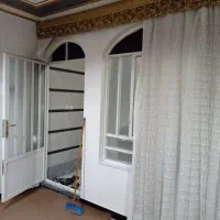 یک عدد پرده تمیز گیپوری جنس خوب|پرده، رانر، رومیزی|اهواز, کمپلو جنوبی|دیوار