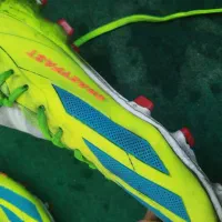 کفش استوک فوتبال درحد نو سایز ۴۳|ورزشهای توپی|مشهد, صداقیه|دیوار