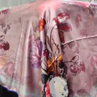 روسری بزرگ|لباس|مشهد, امام رضا (ع)|دیوار