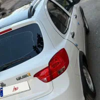 کوییک r 1401 سفید مشکی