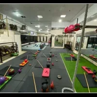 زیرزمین-200متری