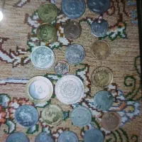 تعدادی سکه قدیمی