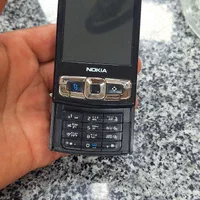 نوکیا n95 با کارتن فابریک 8g صحیح سالم به شرط