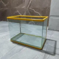 آکواریوم شیشه خم