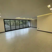 ۱۳۰ متر مدرن