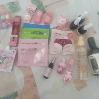 لوازم آرایشی به صورت یکجا