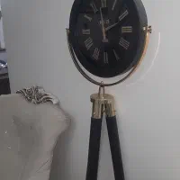 ساعت ایستاده