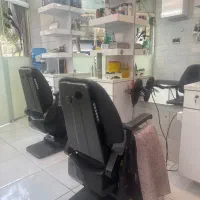 به یک آرایشگر ماهر آقا ترجیحا جوان نیازمندیم