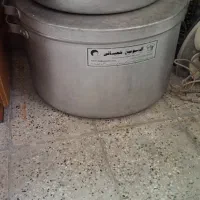 دو تا دیگ بزرگ سالم درحد نو