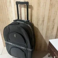 چمدان سایز متوسط بسیار تمیز و سالم