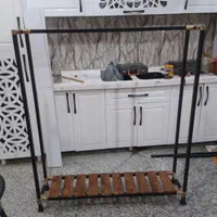 رگال لباس چوب ترمو مدرن آریا دکور|فروشگاه و مغازه|شاهین‌شهر, خانه کارگر|دیوار