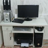 فروش میز کامپیوتر به علت کمبود جا