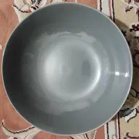 تعدادی ظروف چینی و قابلمه روحی درب چاقو|ظروف سرو و پذیرایی|ری, شهادت|دیوار