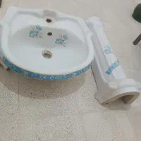 سنگ روشوری دستشویی تمیز