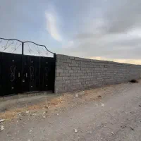 زمین ۳۰۰ متری با حاشیه ۲۰ متر