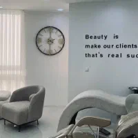 استخدام سالن زیبایی خیابان معین