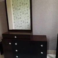 میز آرایش آینه دار/کنسول