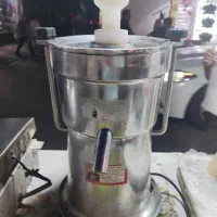 آبمیوه گیری صنعتی