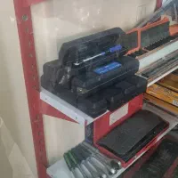 خانم تولیدکننده محتوا برای پیج ابزار صنعتی حضوری