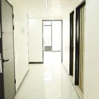 2طبقه-ویلایی-مدرن-و-بروز-ساختمان-رو-بلندی-لاکچری