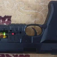 تفنگ لیزر دار قصر شیرین